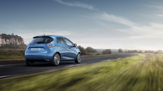 La Zoe ora viaggia con 400 km di autonomia