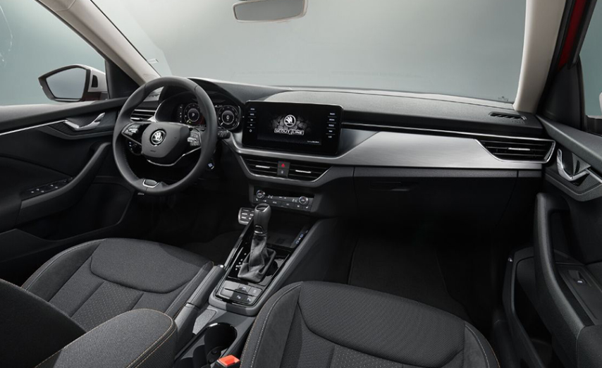noleggio lungo termine skoda kamiq